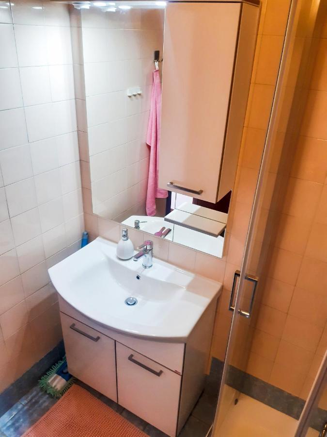 Apartmani Jutro Novaglia Esterno foto