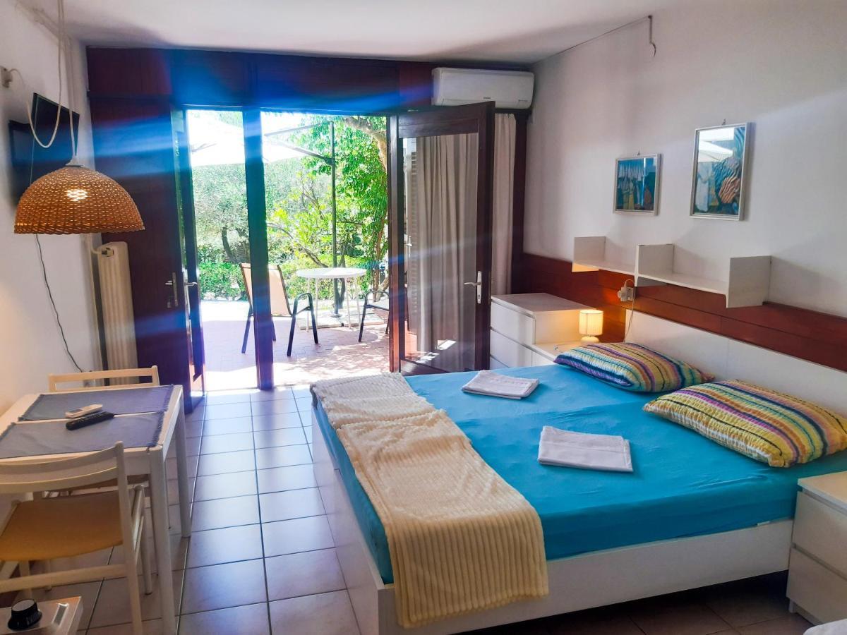 Apartmani Jutro Novaglia Esterno foto