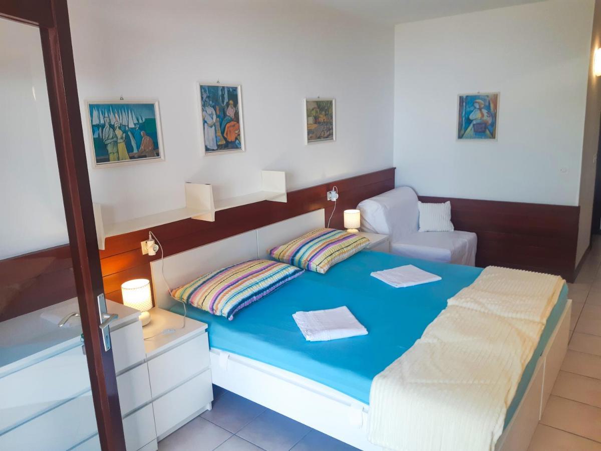 Apartmani Jutro Novaglia Esterno foto
