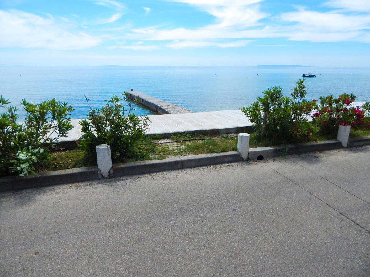 Apartmani Jutro Novaglia Esterno foto