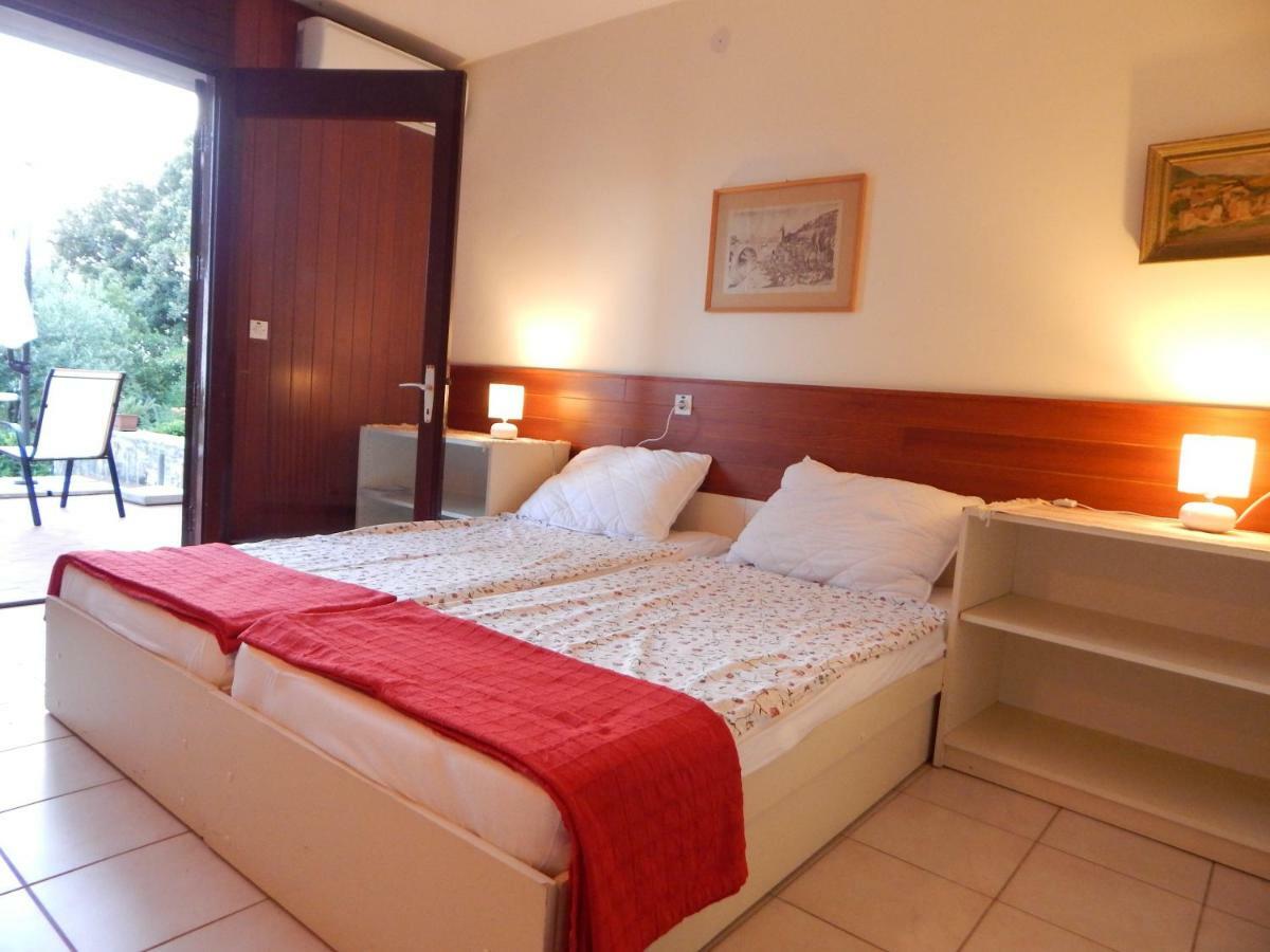 Apartmani Jutro Novaglia Esterno foto